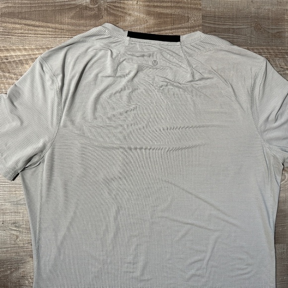 lululemon athletica Gray Short Sleeve Tee - Picture 7 of 9